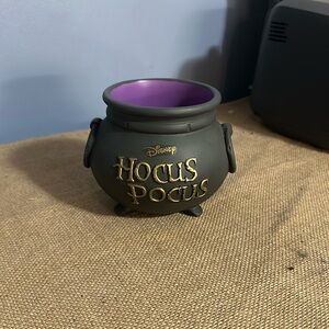 Hocus pocus cauldron